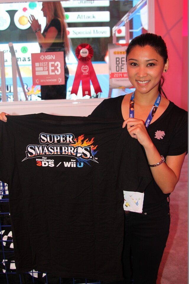 【E3 2014】続・会場で見つけたコンパニオンのお姉さまたち