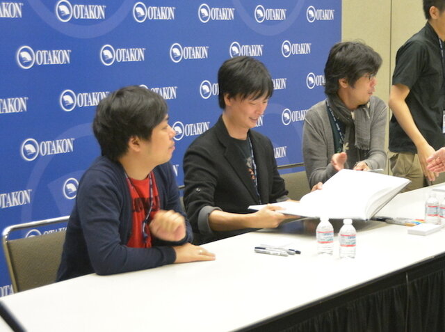 左からコザキユースケ氏、由良浩明氏、イシイジロウ氏