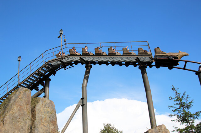 【USJ体験レポ】「ハリポタ」が盛況すぎて、夏休みは特別ライトアップ＆営業延長