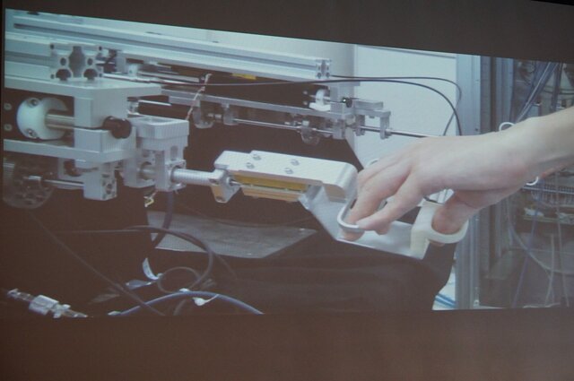 【CEDEC 2014】触覚を遠隔地に伝える技術、「医療ロボットに学ぶバーチャルリアリティのUI」
