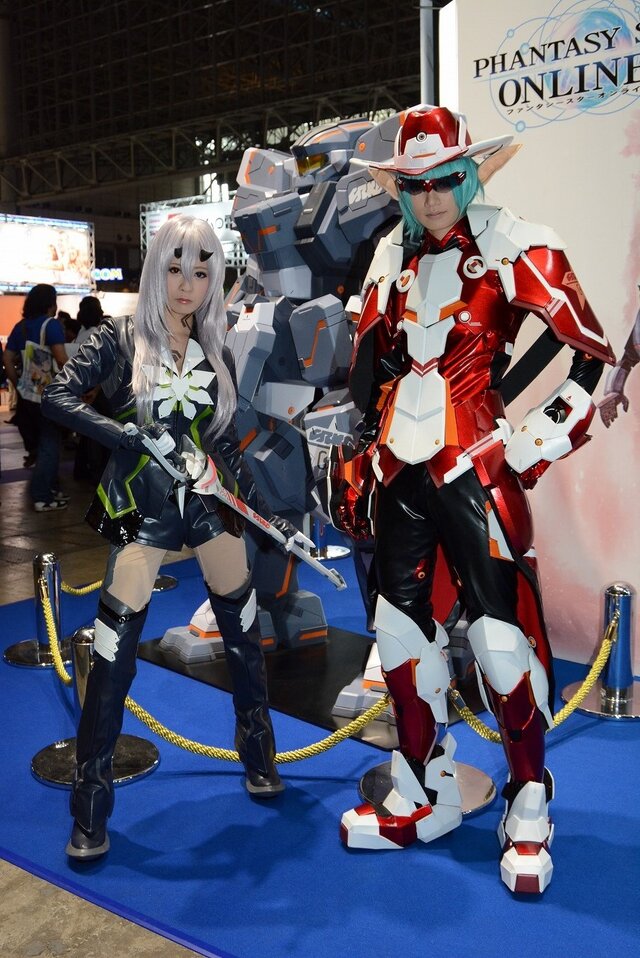 【TGS 2014】出足は好調? ともかく美しいコンパニオンの皆様をご紹介！