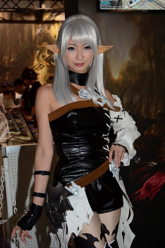 【TGS 2014】出足は好調? ともかく美しいコンパニオンの皆様をご紹介！