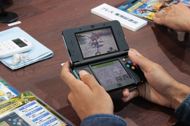 Tgs 14 New 3dsを使って モンハン4g の新モンスター セルレギオス をプレイ Cスティックの感触は 4枚目の写真 画像 インサイド