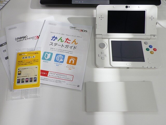 New 3dsを開封 カバーなど周辺機器の使い心地をレポート インサイド