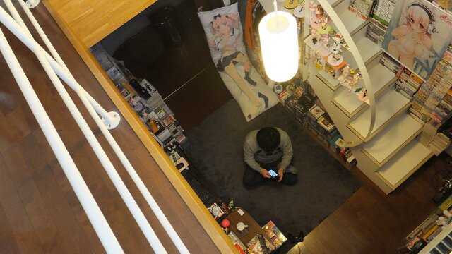 『閃乱カグラ』高木Pの自宅に行ってみた…地下室で語られた、爆乳Pの原点や最新作の魅力とは