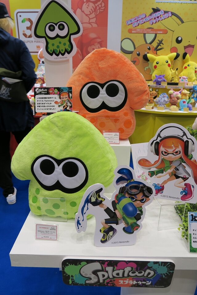 東京おもちゃショー15 人気集中 スプラトゥーン グッズや スーパーマリオ30周年記念 商品が多数の三英貿易 2枚目の写真 画像 インサイド