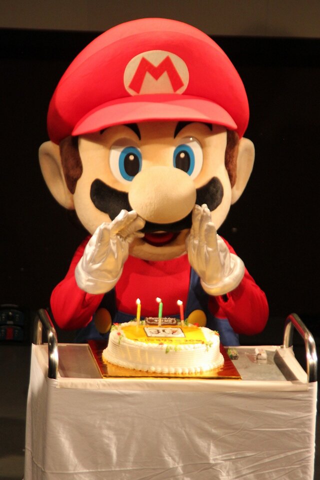 スーパーマリオ30祭 ハッピーバースディでマリオの誕生日を祝福 宮本茂氏も じーんときた インサイド