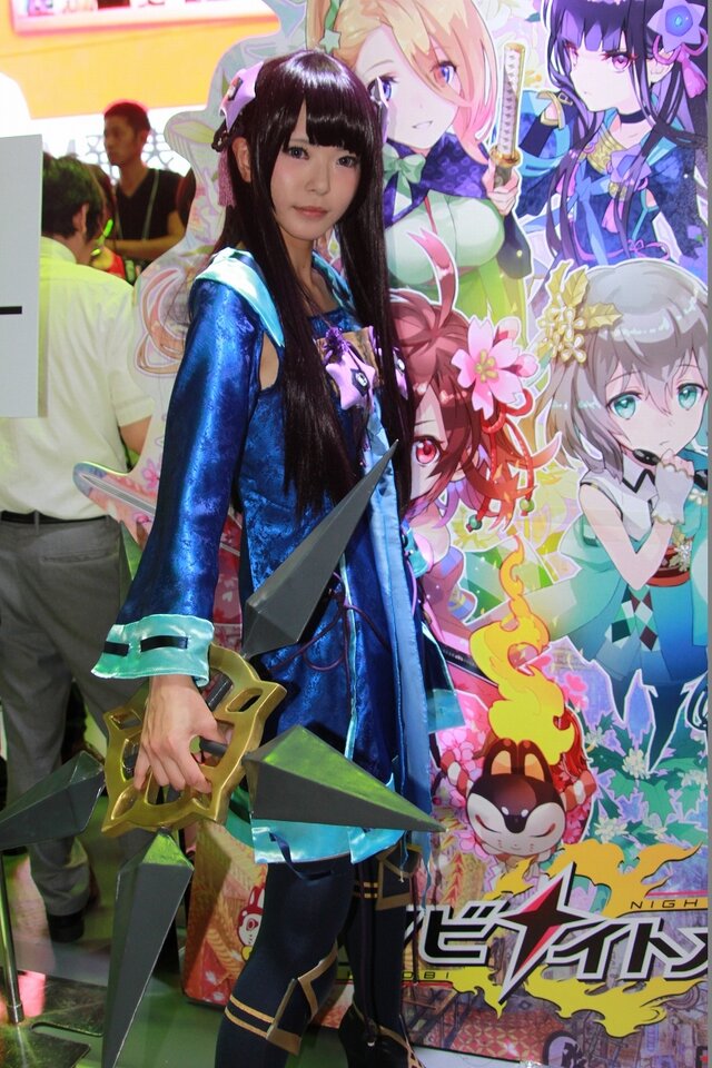 【TGS2015】熱気あふれる一般公開日初日、熱さを吹き飛ばしてくれる美女たちを紹介