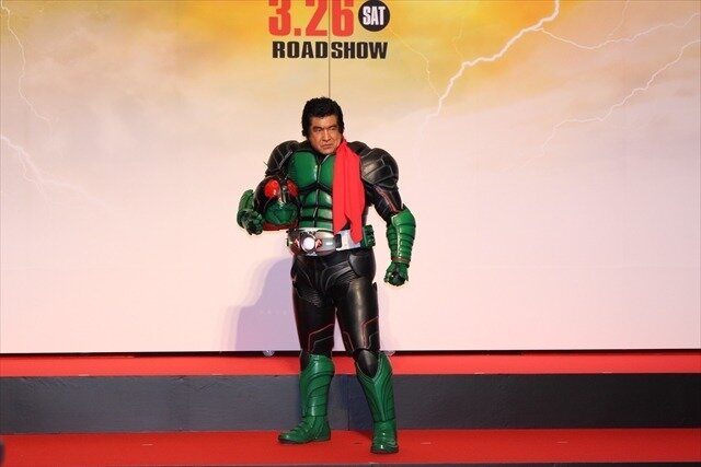 45年ぶりのマスクオフ姿！藤岡弘、再び「仮面ライダー1号」ライダースーツで参上