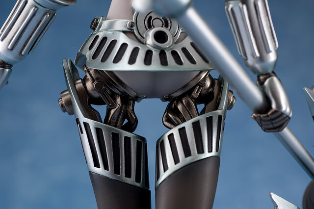 『P4U』悲劇の先行機「機体番号024」がフィギュアに！初の公式デザインとして立体化