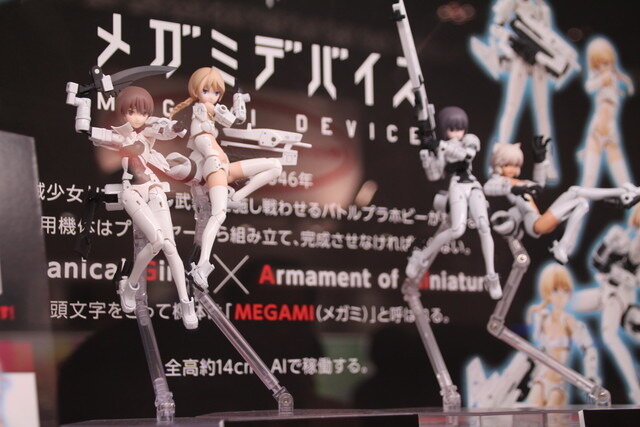 ワンフェス16 夏 コトブキヤブースへ 島田フカミネデザイン新作 メガミデバイス 出展 2枚目の写真 画像 インサイド