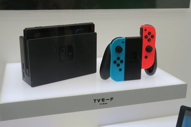 ニンテンドースイッチ本体・ジョイコン・周辺機器・パッケージをチェック！【フォトレポート】