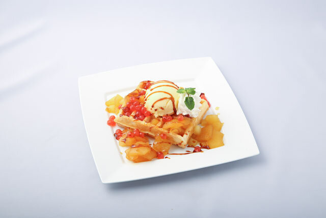 『ニーア オートマタ』コラボカフェを東京秋葉原で実施中!3月6日には公開生放送収録も実施決定