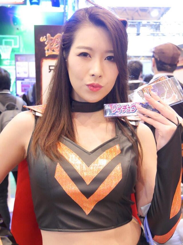 【超会議2017】会場を飾った美人コンパニオンさんを紹介!写真200枚