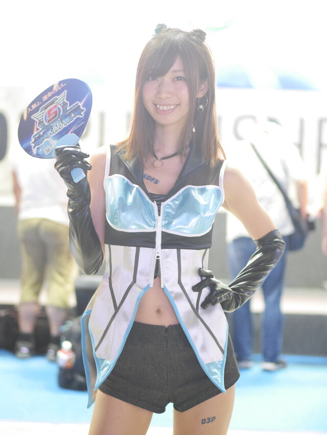 ディースリー・パブリッシャーブース/生田ちむさん(Twitter:@1224Chimu