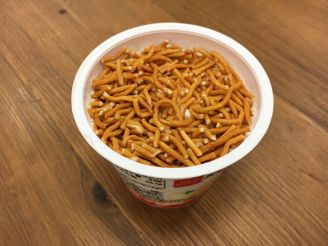 【食レポ】ベビースターのあの独特の食感がアイスと融合！―その味やいかに？