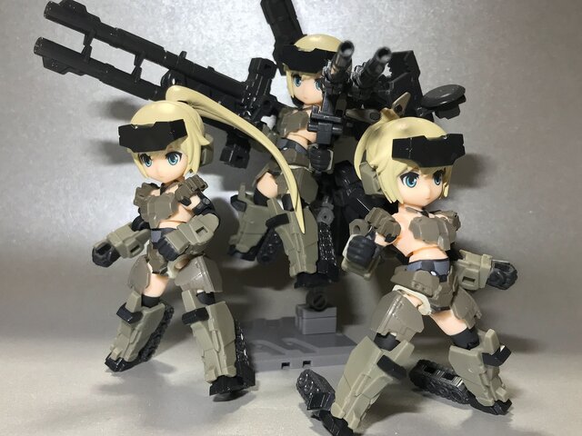 【特集】「デスクトップアーミー」×「フレームアームズ・ガール」コラボ第1弾「KT-321f 轟雷」フォトレビュー