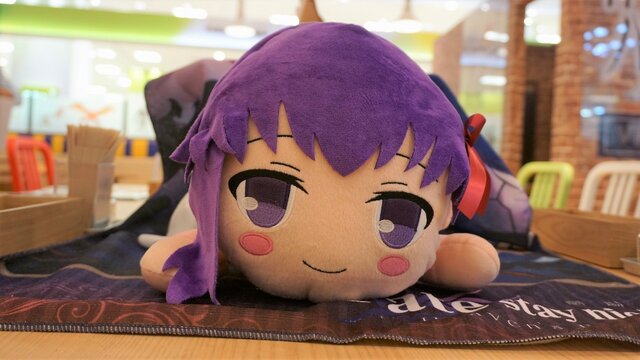 【特集】「エクスカリバーしゃもじ」が大人気！コラボの経緯も明らかになった劇場版「Fate/stay night [Heven’s Feel]」×カプコンカフェレポート