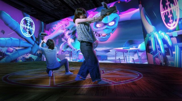 13歳未満も楽しめる！ 「ヘッドセットレスVR」で遊ぶアトラクション『オバケハンター』稼働開始