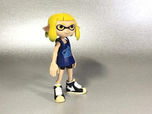 『スプラトゥーン2』の人気ギアが食玩に！ミニフィギュアで自由にコーデを楽しもう【特集】