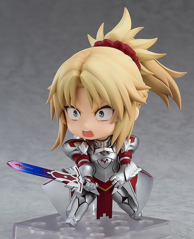 「Fate/Apocrypha」“赤”のセイバーがねんどろいど化―不貞隠しの兜も付属！