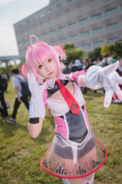 【コミケ94】3日目の美女コスプレイヤーまとめ 酷暑を吹き飛ばす圧倒的美しさ!