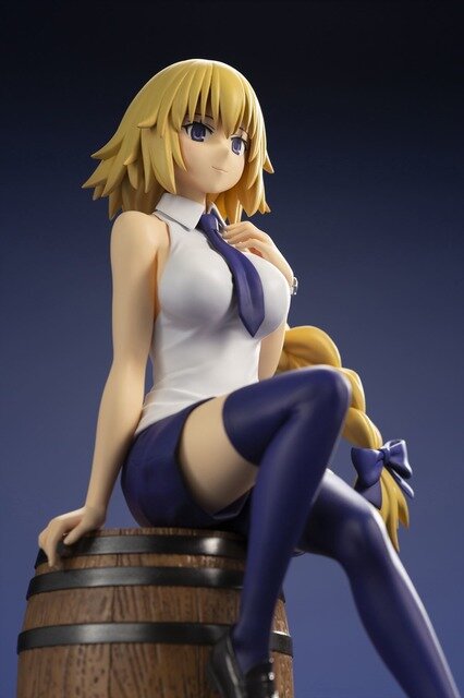 『Fate/Apocrypha』ルーラー / 12,000円 （税抜）(C)東出祐一郎・TYPE-MOON / FAPC