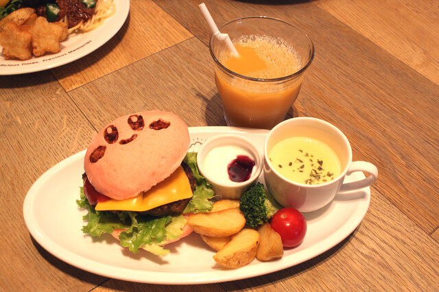 メニューのすべてがカワイイ！カービィカフェ内覧会【フォトレポート】