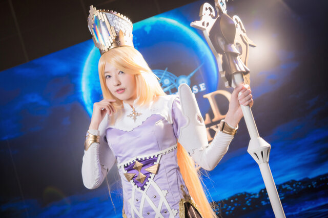 優勝賞金100万ドル『シャドバ』世界大会2018！五木あきら含む公式コスプレイヤー10人が会場を彩る【写真107枚】