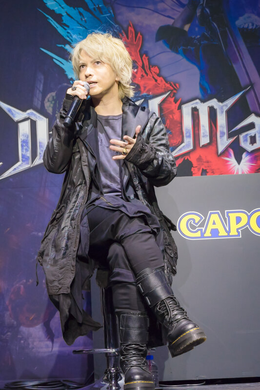 Hyde 作曲秘話を明かす アガる感じ ヘビー系の雰囲気に デビル メイ クライ 5 発売前夜イベントレポート インサイド