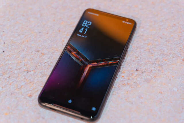 ゲームの遊び方が変わるかもしれない Asus新発表のゲーミングスマホ Rog Phone2 の性能が色々やり過ぎだった インサイド