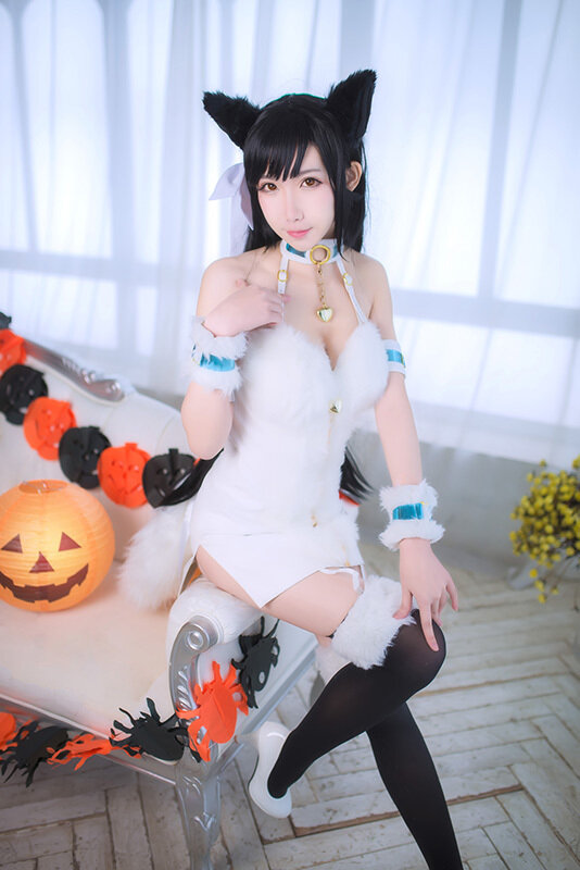 愛宕『アズールレーン』/画像提供:SHEEN