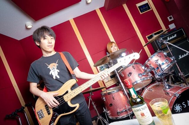 まさかのドラマーデビュー！？プロゲーマーももち＆チョコが大いに音楽プロジェクト「JAMESON HALLOWEEN FES 2」を語る