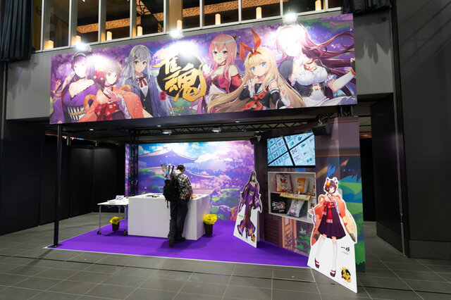 名だたる中国公式コスプレイヤーから痛車展示まで！アークナイツ、Epic Seven、ネコぱらいてん！の本気度を見よ【写真57枚】