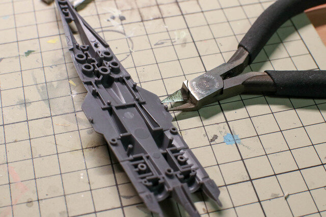 『エースコンバット7』コトブキヤ1/144「X-02S」レビュー…ディテール強化とロール軸追加で展示しやすさも向上!【ゲーム系プラモって実際どう?】