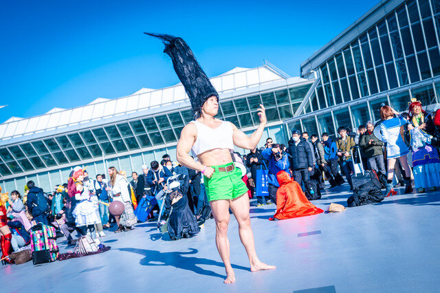 コスプレ なかやまきんに君 怒髪天を衝く ゴンさん を再現 キレッキレな筋肉美に注目 写真12枚 インサイド
