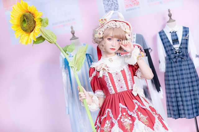 神々しいほどのキュートさ! ロリータモデルの超新星・長寇【写真52枚】