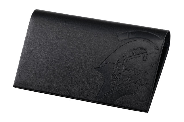 コジマプロダクションとコラボしたカードケースが期間限定の受注販売で登場 ワンポイントの ルーデンス がカッコイイ インサイド